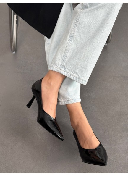 Siyah rugan stiletto