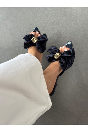 Lacivert fiyonklu terlik 